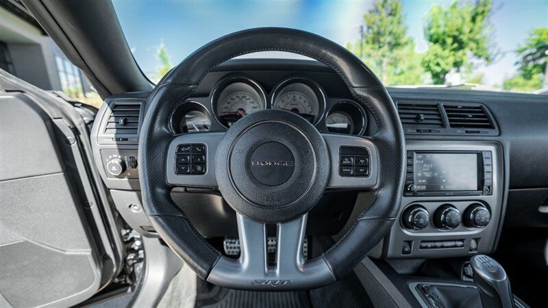 Used 2014 Dodge Challenger SRT8 w/ Harman/Kardon Audio Group RWD image 25