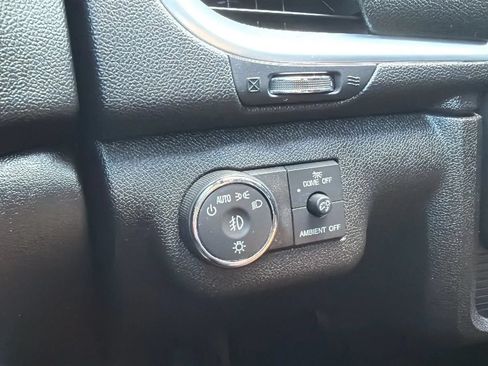 Used 2016 Chevrolet Traverse LT FWD image 34