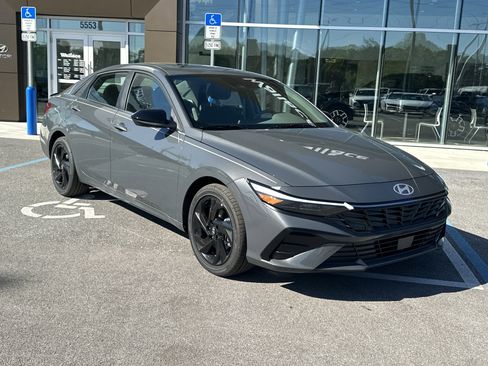 New 2026 Hyundai Elantra SEL Sport Premium w/ Cargo Package FWD image 4