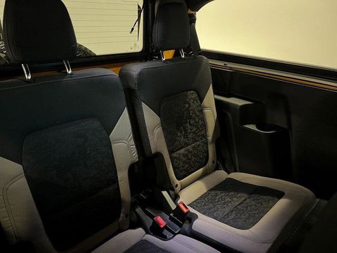 Used 2022 Ford Bronco Wildtrak image 34