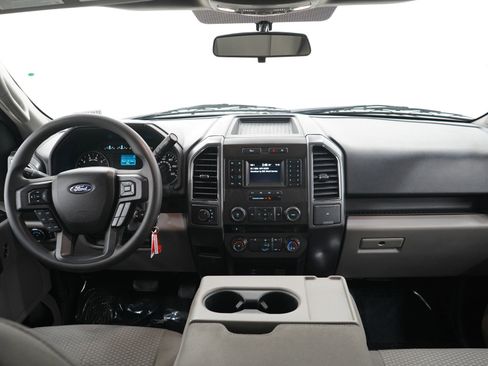 Used 2018 Ford F150 XLT AWD/4WD image 13
