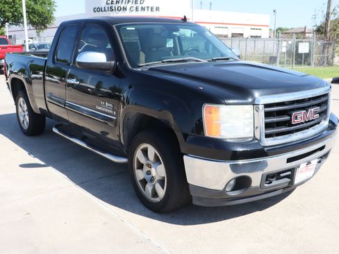Used 2009 GMC Sierra 1500 SLE w/ Texas Edition image 2