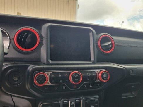 Used 2020 Jeep Gladiator Rubicon AWD/4WD image 19