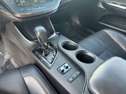 Used 2016 Toyota Avalon Limited w/ Toyota Safety Sense Package FWD image 19