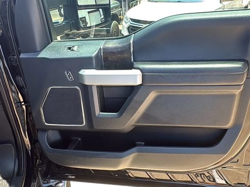 Used 2022 Ford F450 Lariat w/ Lariat Value Package AWD/4WD image 15