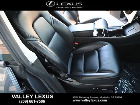 Used 2021 Tesla Model Y Long Range AWD/4WD image 20