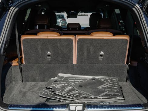 Certified 2025 Mercedes-Benz GLS 450 4MATIC image 26