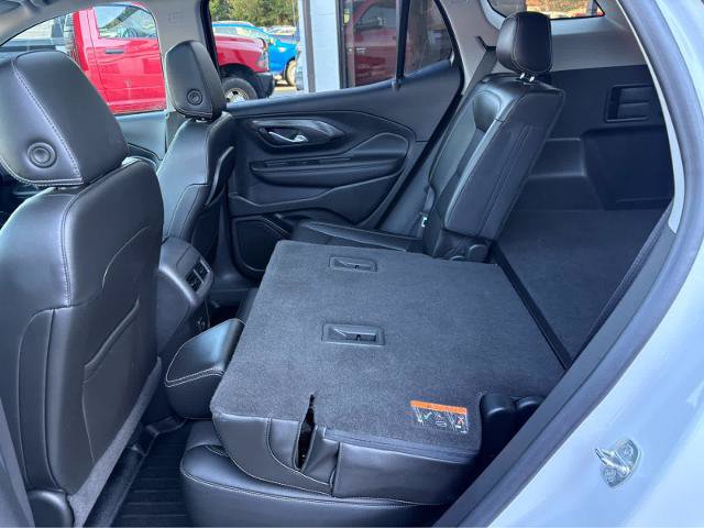 Used 2022 GMC Terrain SLT w/ Infotainment Package II AWD/4WD image 20
