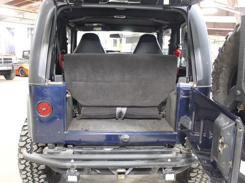 Used 2002 Jeep Wrangler Sport image 38