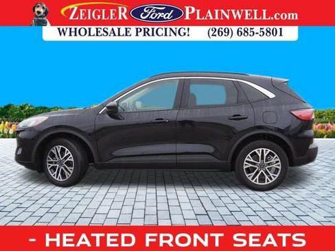 Used 2020 Ford Escape SEL image 2