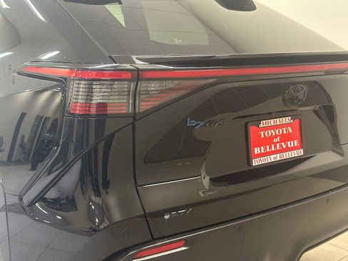 Certified 2025 Toyota bZ4X AWD image 7