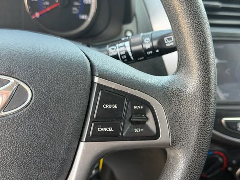 Used 2017 Hyundai Accent SE image 18