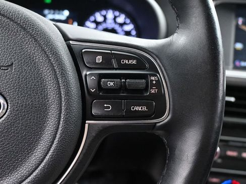 Used 2018 Kia Optima EX image 32