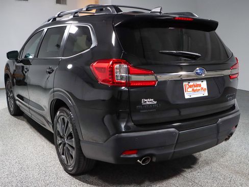 Used 2022 Subaru Ascent Onyx Edition image 9