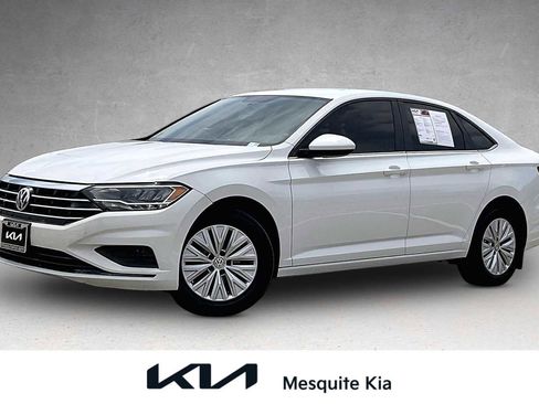 Used 2019 Volkswagen Jetta S w/ Driver Assistance Package FWD image 1