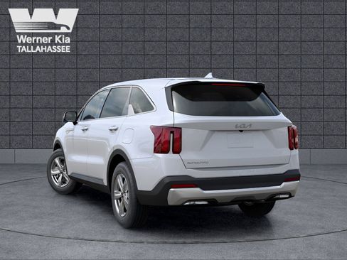 New 2026 Kia Sorento LX image 4