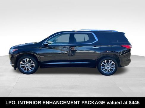 Used 2019 Chevrolet Traverse Premier w/ LPO, Blackout Package AWD/4WD image 5