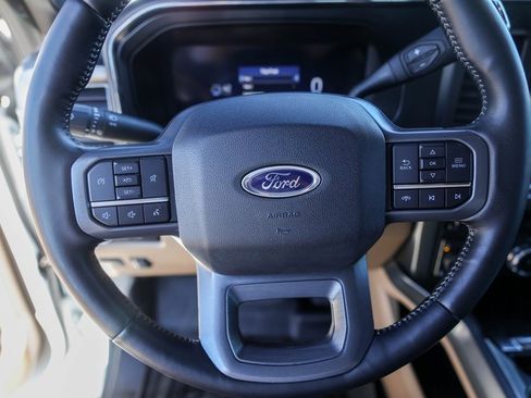 Used 2023 Ford F350 Lariat w/ Chrome Package image 15