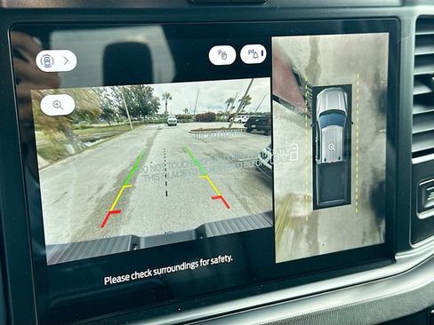 New 2026 Ford F250 Platinum image 9