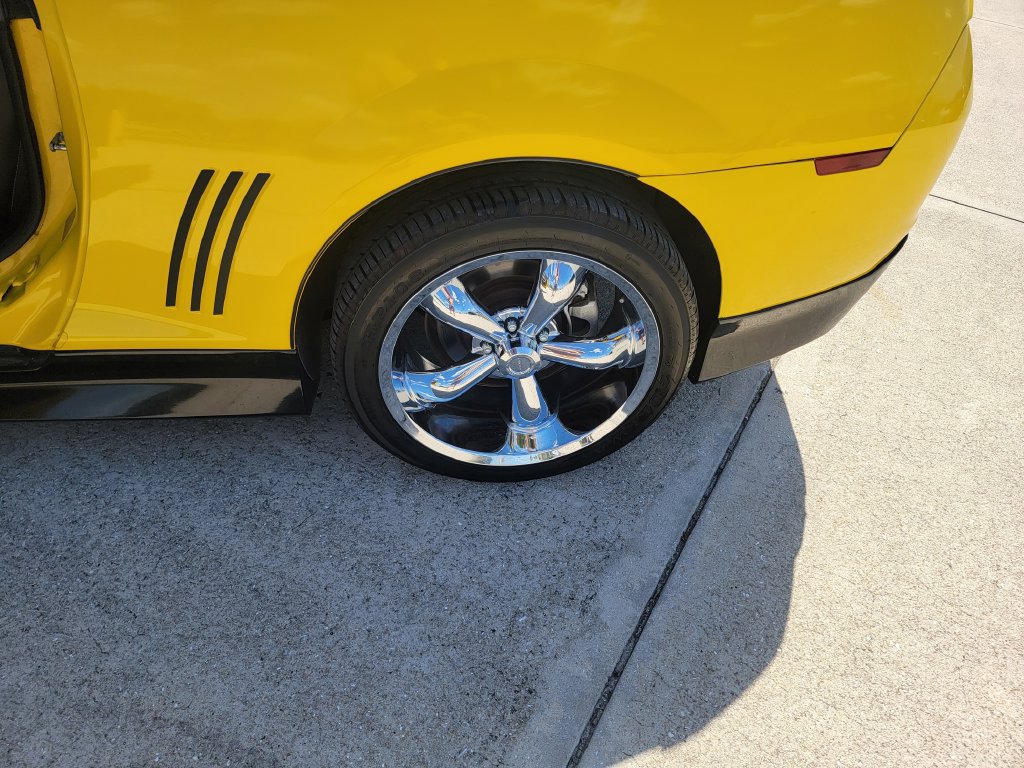 Used 2012 Chevrolet Camaro LT w/ RS Package RWD image 21