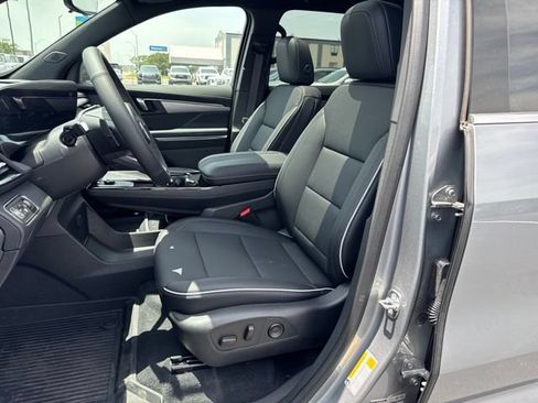 New 2026 Buick Enclave Preferred w/ Power Package AWD/4WD image 19