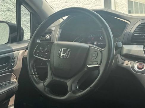 Used 2021 Honda Odyssey EX-L image 16