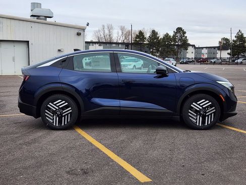 New 2026 Nissan Leaf SV+ w/ Floor Mat Package (SV+) image 3