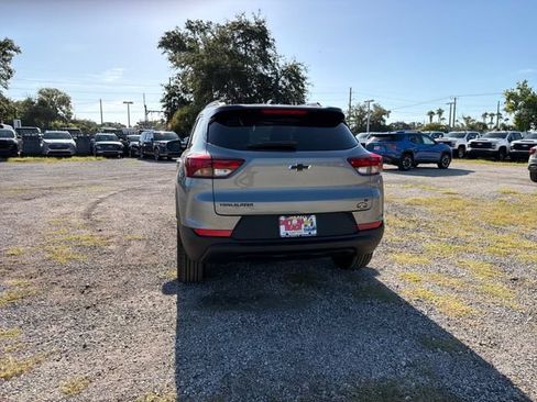 New 2026 Chevrolet TrailBlazer LT w/ Midnight Edition FWD image 8