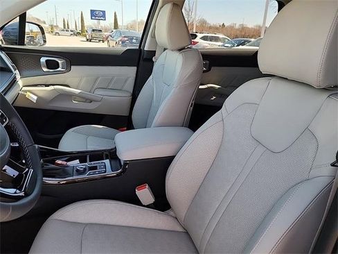 New 2025 Kia Sorento SX image 13