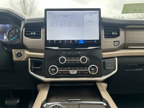 Certified 2024 Ford Expedition Limited AWD/4WD image 26