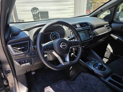 Used 2024 Nissan Leaf S FWD image 14