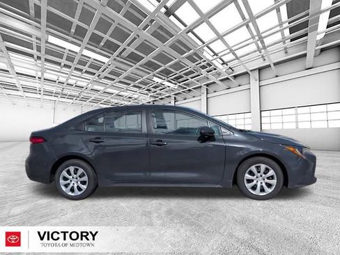 Certified 2024 Toyota Corolla LE FWD image 2