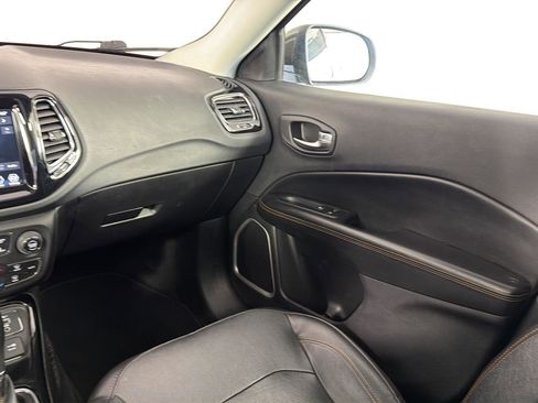 Used 2019 Jeep Compass Limited w/ Advanced Safety Group AWD/4WD image 19