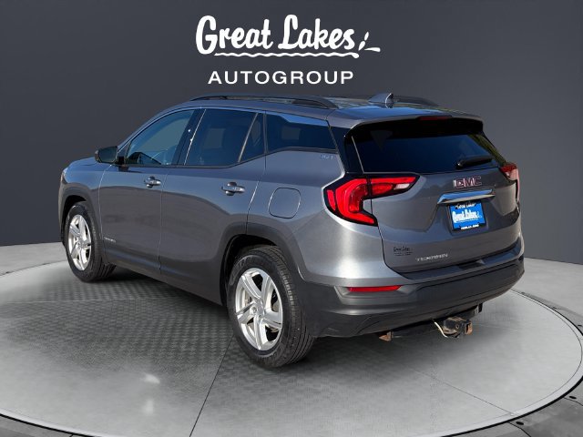Used 2018 GMC Terrain SLE w/ Driver Convenience Package FWD image 3