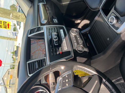 Used 2013 Mercedes-Benz ML 350 4MATIC image 10