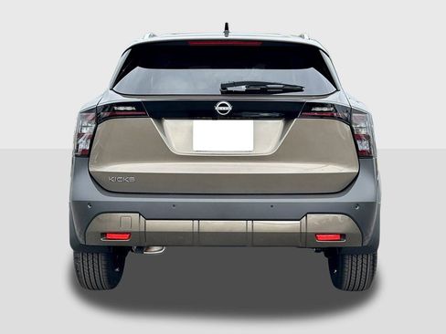 New 2026 Nissan Kicks SV FWD image 3
