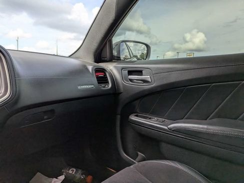 Used 2022 Dodge Charger R/T w/ Plus Group RWD image 13