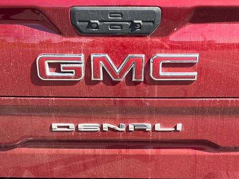 Used 2020 GMC Sierra 1500 Denali w/ Denali Ultimate Package AWD/4WD image 18
