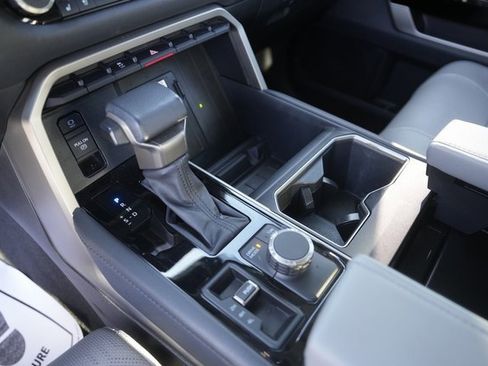 Used 2022 Toyota Tundra Limited image 28