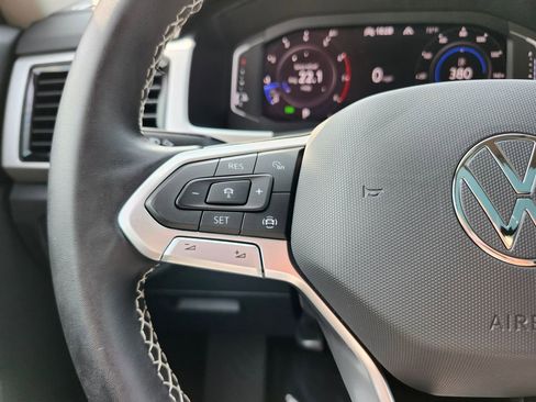 Certified 2023 Volkswagen Atlas SE w/ Panoramic Sunroof Package image 8