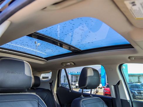 Used 2019 GMC Terrain Denali w/ Comfort Package image 18