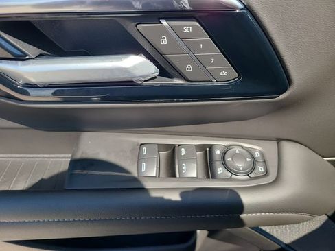 New 2026 Chevrolet Suburban LT w/ Comfort Package RWD image 21