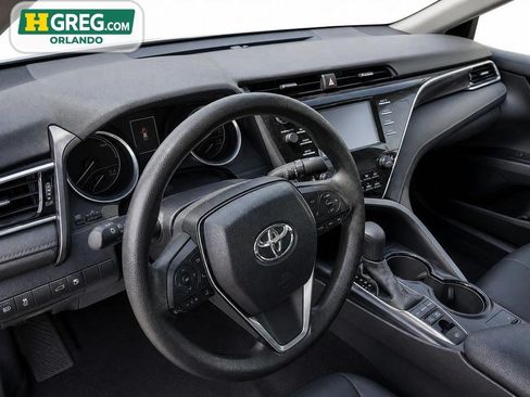Used 2018 Toyota Camry LE FWD image 10