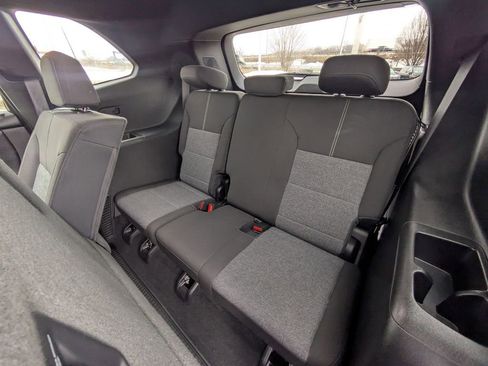 Used 2025 GMC Acadia Elevation w/ Black Edition image 33