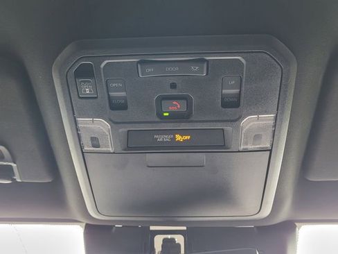 Used 2024 Toyota Tacoma TRD Pro AWD/4WD image 20