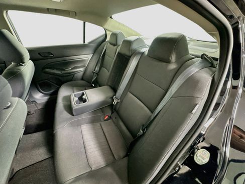 Used 2024 Nissan Altima 2.5 SV w/ SV Premium Package AWD/4WD image 28