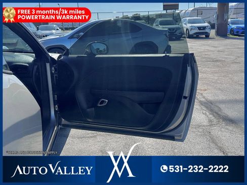 Used 2017 Dodge Challenger R/T image 15