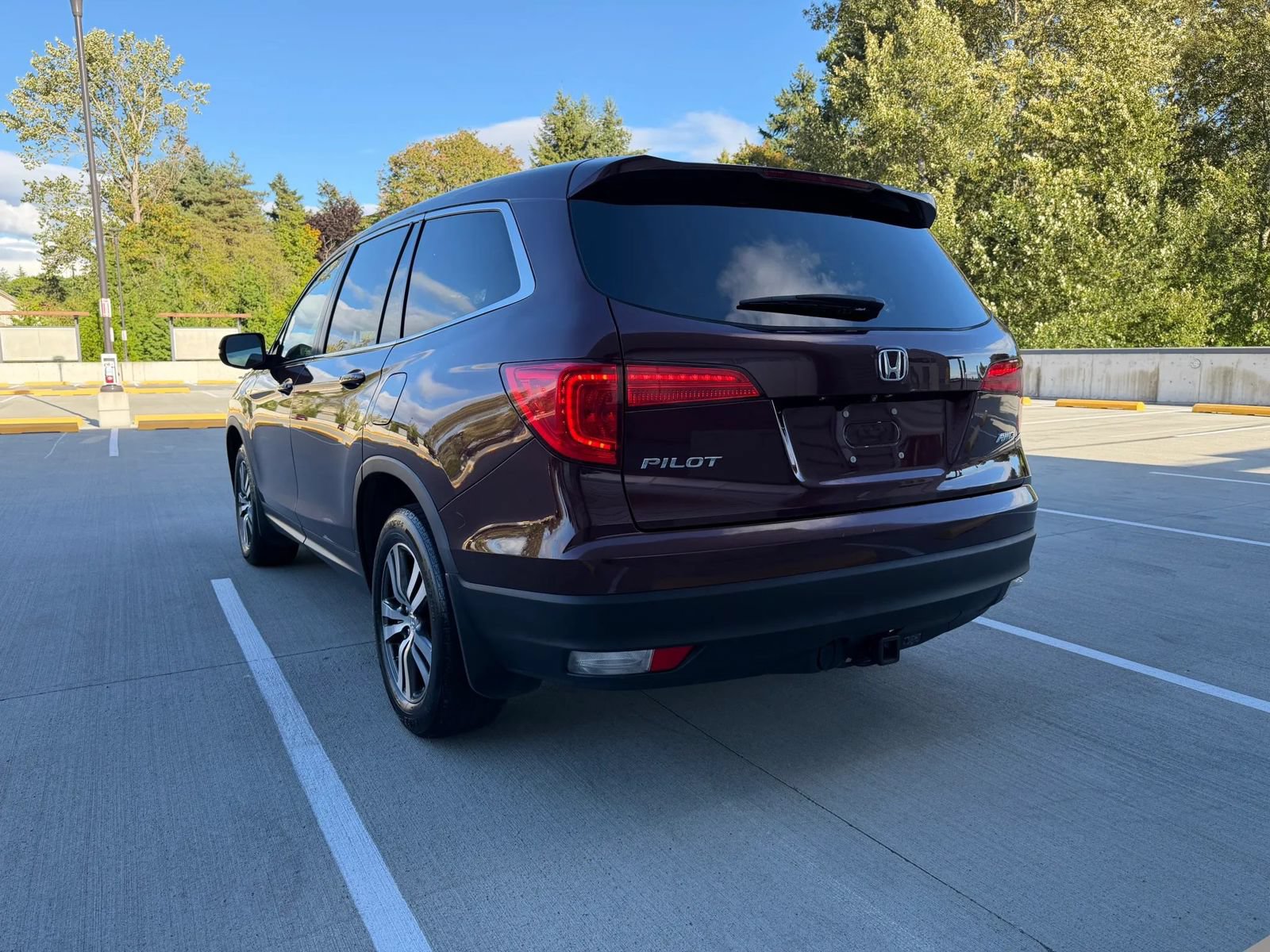 Used 2017 Honda Pilot EX-L image 8