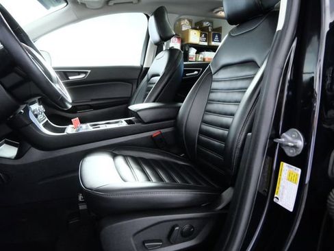 Certified 2024 Ford Edge SEL w/ Convenience Package AWD/4WD image 17