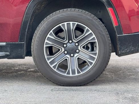 Used 2024 Jeep Wagoneer Series II image 3